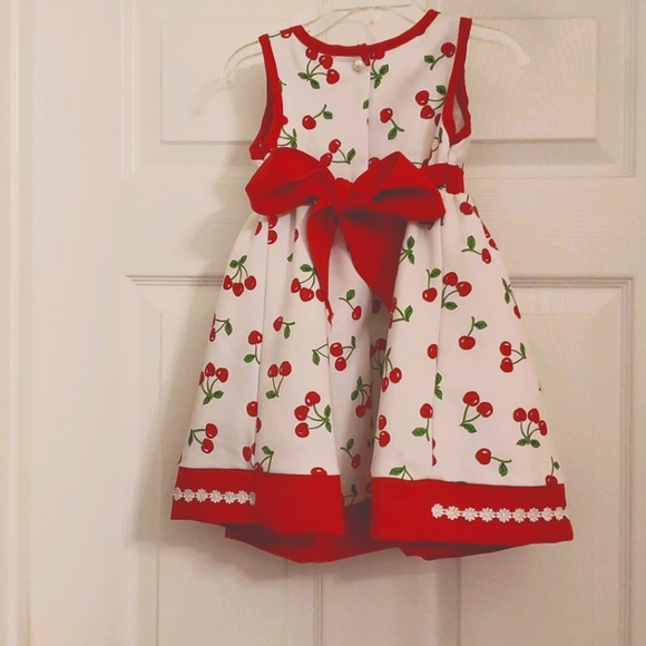 Girl's 24 Mths Bona Kids Cute Cherry Dress with Matching Hat - Picture 2 of 6